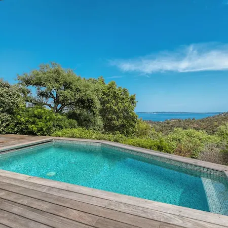 Gaou-bénat T3 Vue Piscine Domaine Privé